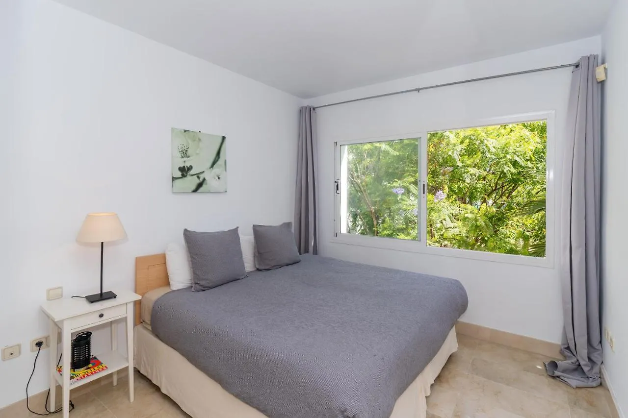 Jardines De La Aldaba 2 Bedrooms Marbella Holiday home