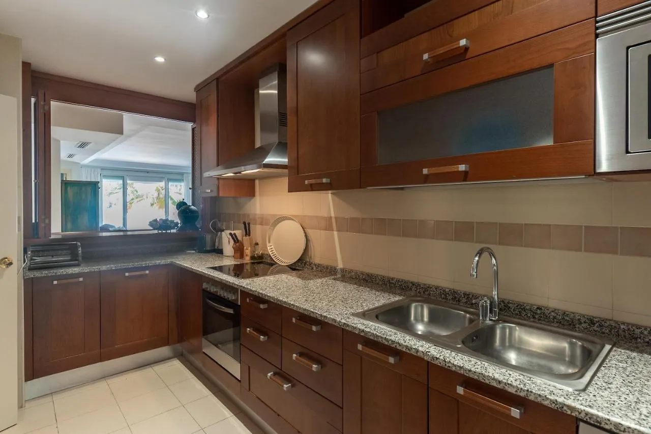 Jardines De La Aldaba 2 Bedrooms Marbella